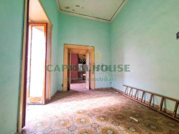 Appartamento in vendita di 114 m² in Via M. Monaco