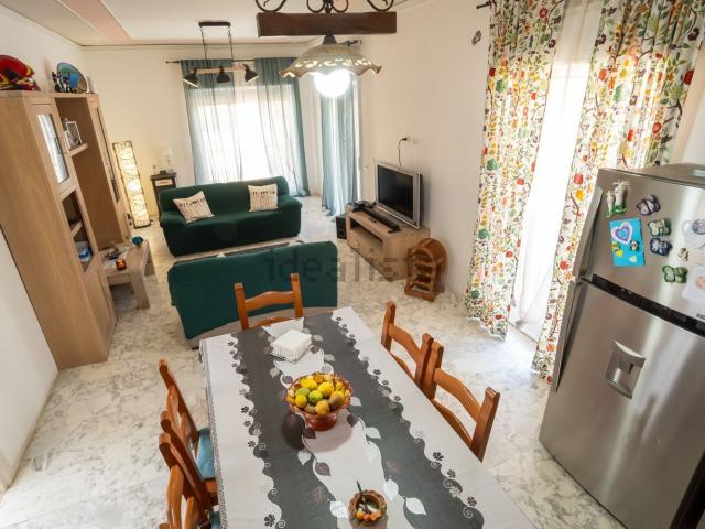 Appartamento in vendita di 147 m² in Via Signore Giardino