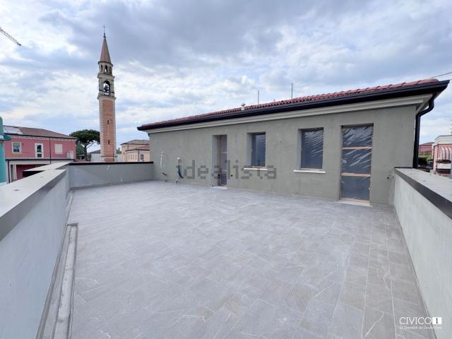 Appartamento in vendita di 147 m² in Via Stradone