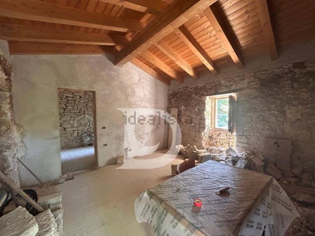 Appartamento in vendita di 147 m² in Via Pagliari