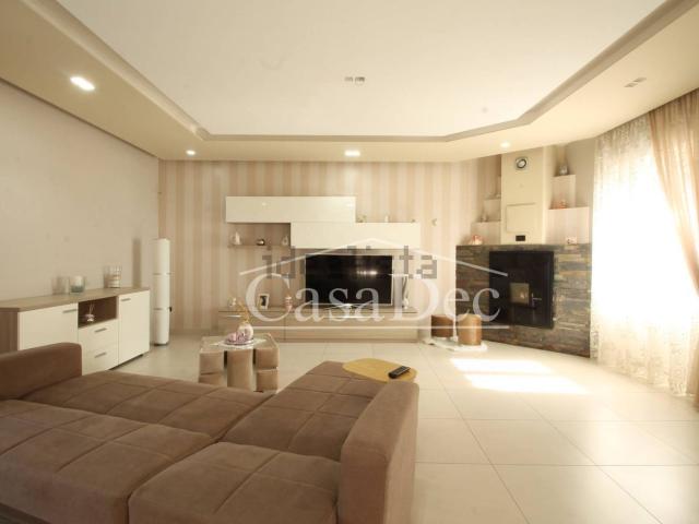 Appartamento in vendita di 147 m² in Via Pasquale Migliaccio, 10
