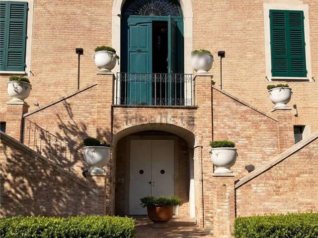 Appartamento in vendita di 147 m² in Via Petrosa, 126