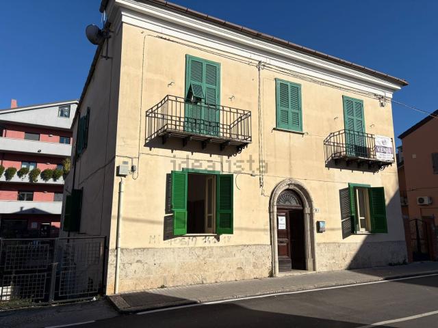 Appartamento in vendita di 147 m² in Via Pietro Patriarca