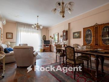 Appartamento in vendita di 147 m² in Via Vittorio Butera, 14