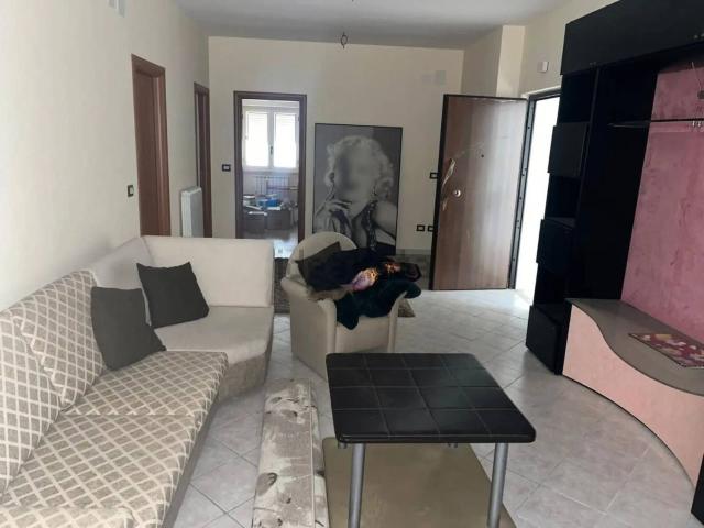 Appartamento in vendita di 147 m² in Via XXV Aprile