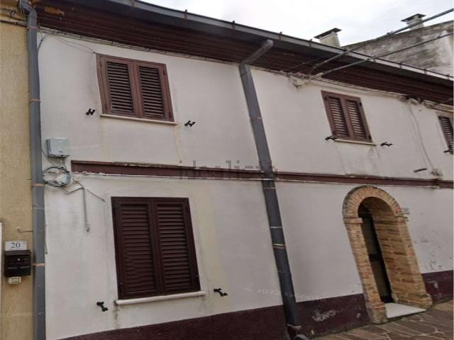Appartamento in vendita di 147 m² in Corso Umberto I, 18