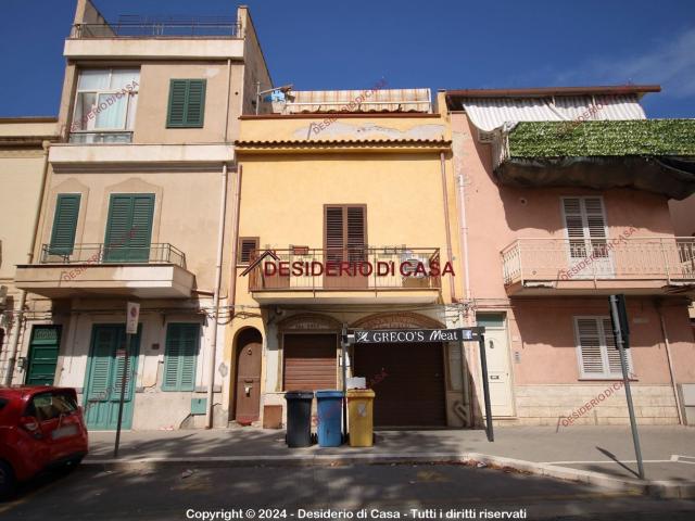 Appartamento in vendita di 147 m² in Corso Umberto I, 223