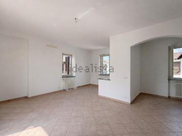 Appartamento in vendita di 147 m² in Frazione Sant Anna