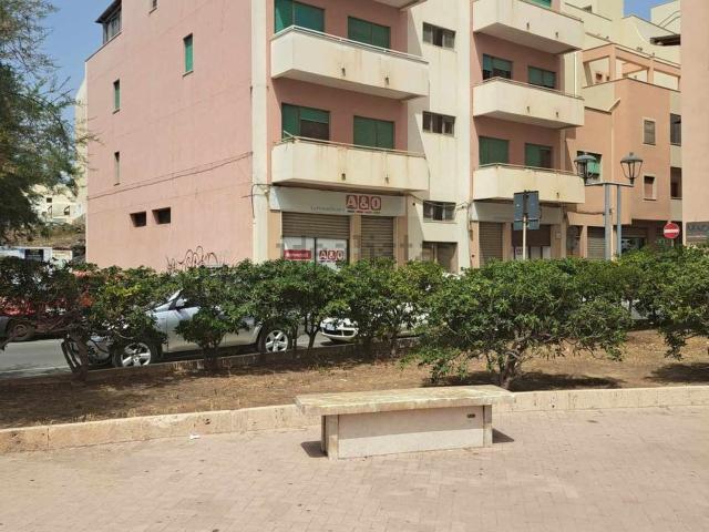 Appartamento in vendita di 147 m² in Piazza Cavour