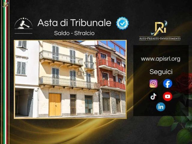 Appartamento in vendita di 147 m² in Piazza Vittorio Alfieri, 13