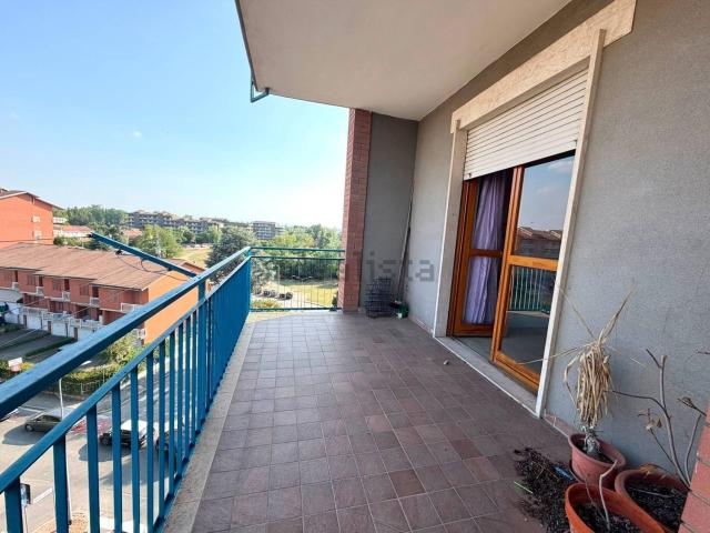 Appartamento in vendita di 147 m² in Strada Casalcermelli, 44