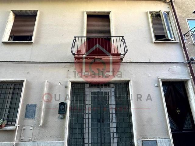 Appartamento in vendita di 148 m² in Via Cavour