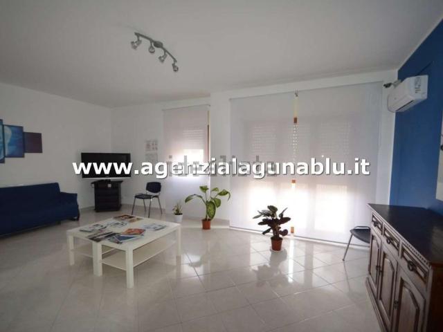 Appartamento in vendita di 148 m² in Via Castelvetrano