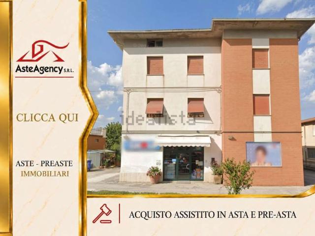 Appartamento in vendita di 148 m² in Via Circonvallazione