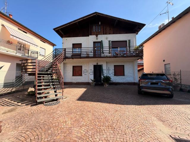 Appartamento in vendita di 148 m² in Via Adda, 14