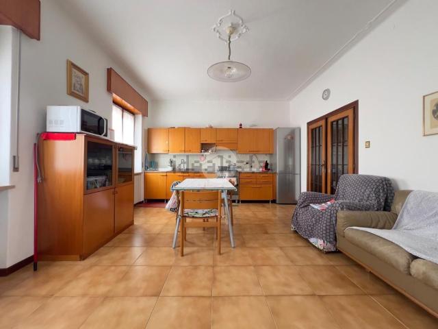 Appartamento in vendita di 148 m² in Via Bionde, 41