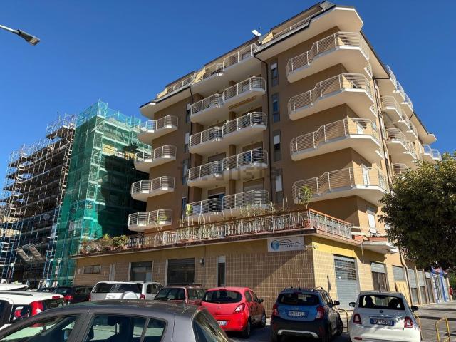 Appartamento in vendita di 148 m² in Via G. Laurelli