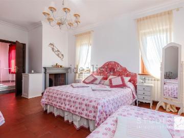 Appartamento in vendita di 148 m² in Via Gabriele D&apos Annunzio