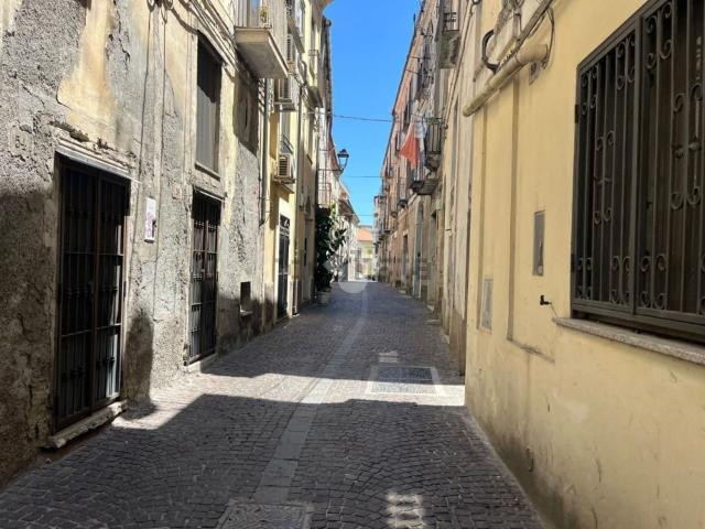 Appartamento in vendita di 148 m² in Via Giuseppe Poerio, 50