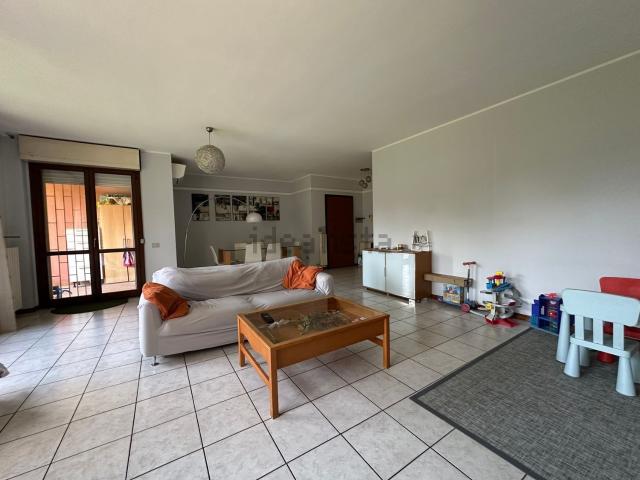 Appartamento in vendita di 148 m² in Via Giovanni Pascoli, 3