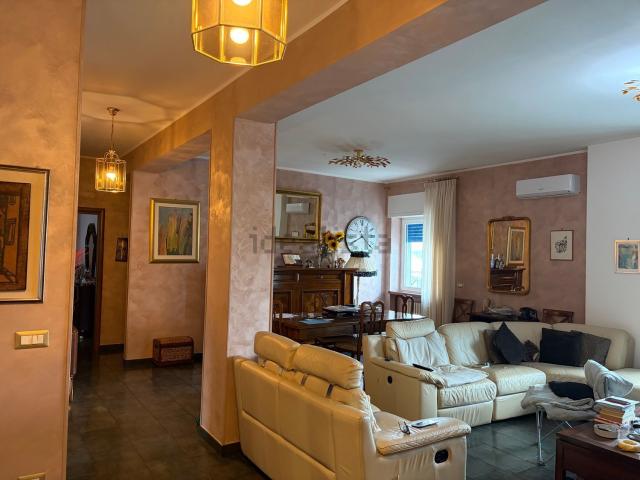 Appartamento in vendita di 148 m² in Via dei Tigli