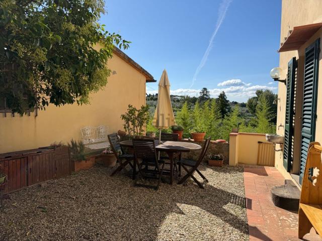 Appartamento in vendita di 148 m² in Via di Careggi