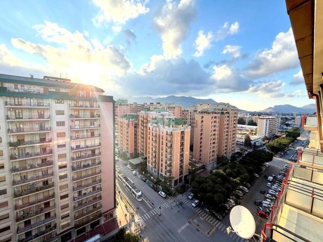 Appartamento in vendita di 148 m² in Via Leonardo da Vinci, 58