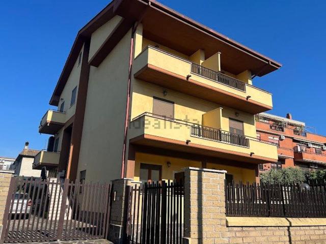 Appartamento in vendita di 148 m² in Via Luigi Settembrini