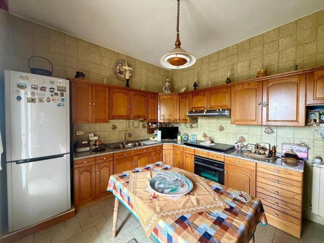 Appartamento in vendita di 148 m² in Via Nuova Messina