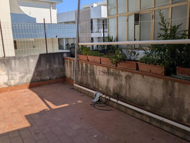 Appartamento in vendita di 148 m² in Via Siracusano, 13