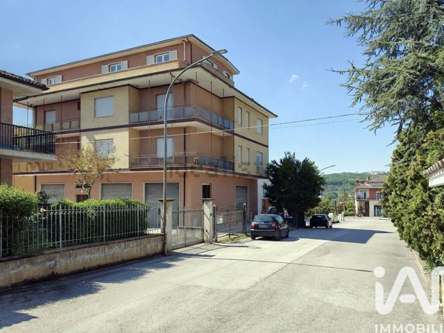 Appartamento in vendita di 148 m² in Via Papa Giovanni XXIII