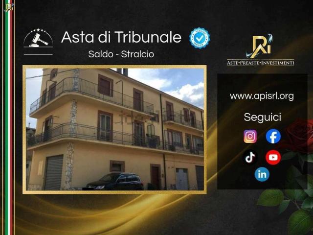 Appartamento in vendita di 148 m² in Via Isonzo, 1