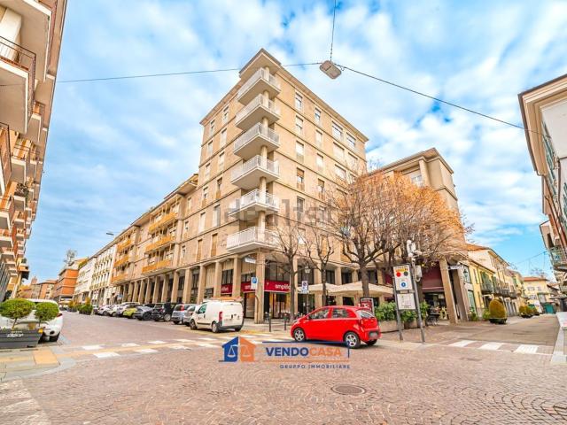 Appartamento in vendita di 148 m² in Via Principi di Piemonte, 79