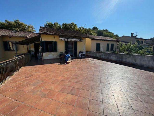 Appartamento in vendita di 148 m² in Via Roma