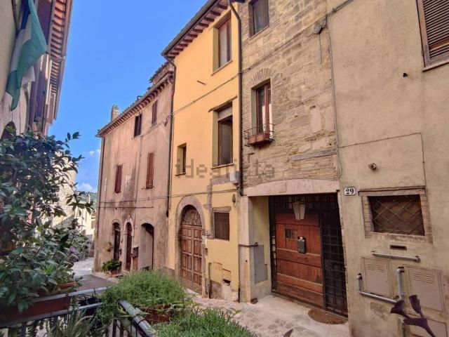 Appartamento in vendita di 148 m² in Via Rimembranze, 22