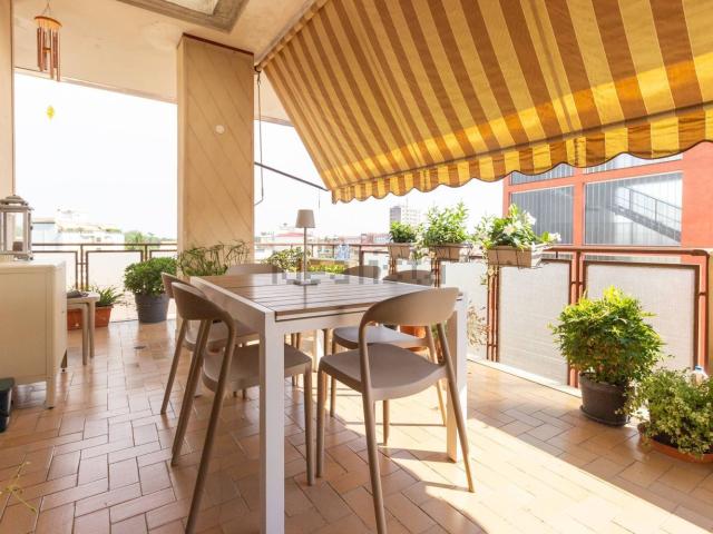 Appartamento in vendita di 148 m² in Via Vallona, 15