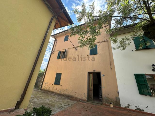 Appartamento in vendita di 148 m² in Via Viacciola, 34
