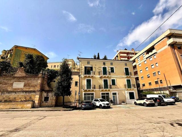 Appartamento in vendita di 148 m² in Corso Umberto I