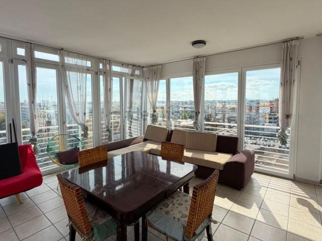 Appartamento in vendita di 148 m² in Corso della Carboneria, 9