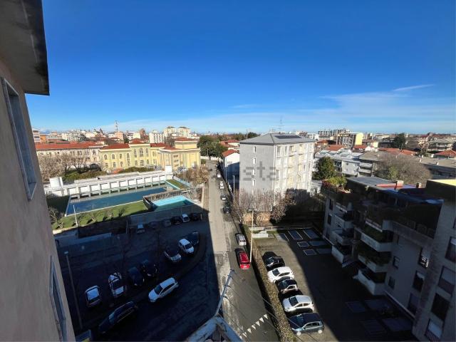 Appartamento in vendita di 148 m² in Corso Mario Abbiate, 1