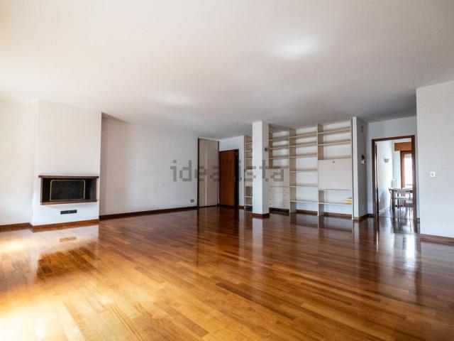 Appartamento in vendita di 148 m² in Piazza Vittorio Veneto