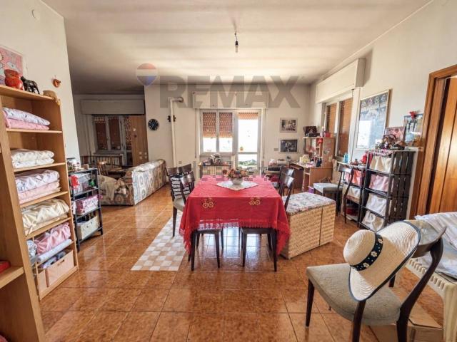 Appartamento in vendita di 149 m² in Via di Palmoli
