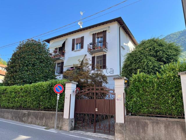 Appartamento in vendita di 150 m² in Via 20 Settembre, 64