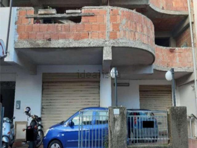 Appartamento in vendita di 149 m² in Via Cesare Battisti, 228