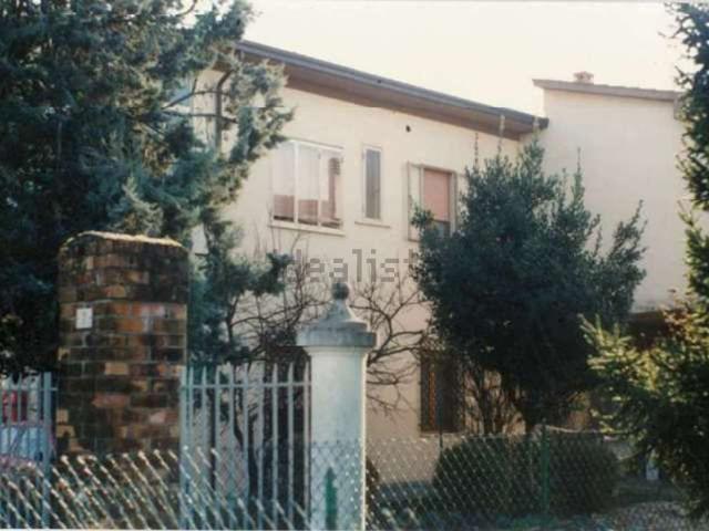 Appartamento in vendita di 149 m² in Via Angiolo Poli, 4