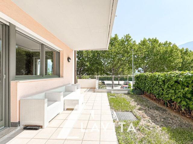 Appartamento in vendita di 149 m² in Via Aldo Moro
