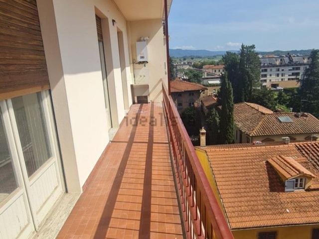 Appartamento in vendita di 149 m² in Via G. Puccini