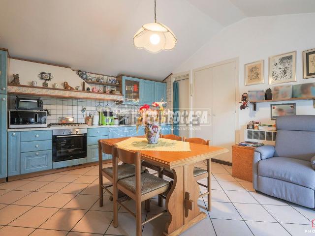 Appartamento in vendita di 149 m² in Via Guglielmo Marconi, 31