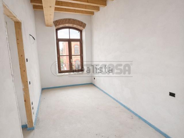 Appartamento in vendita di 149 m² in Via Luigi Dalla Via, 10