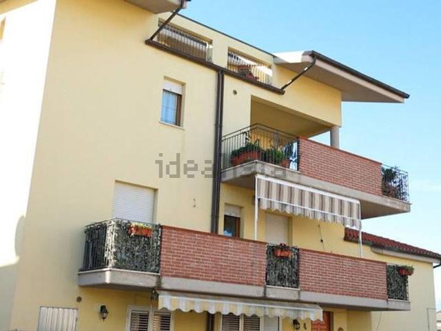 Appartamento in vendita di 149 m² in Via Santa Teresa D&apos Avila, 4